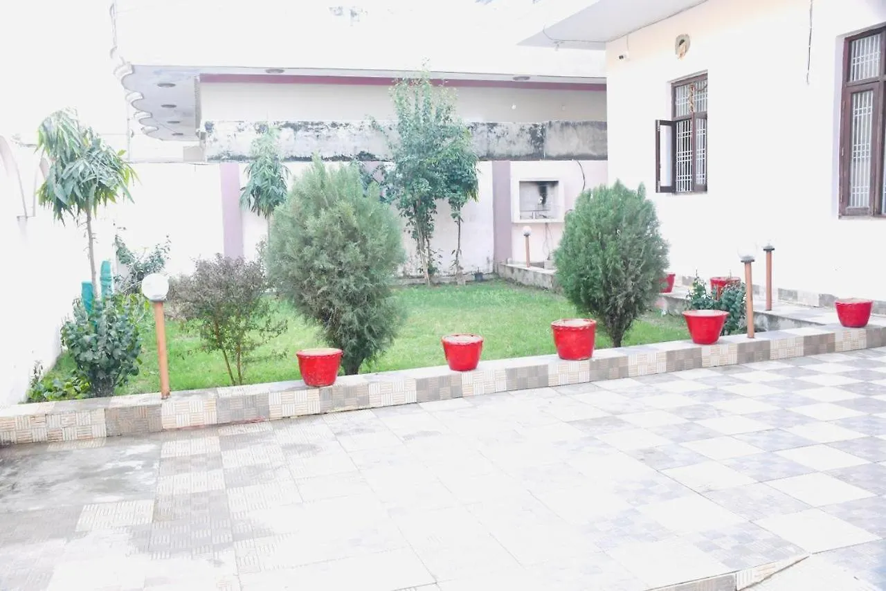 Sarathi Guest House Varanasi 0*,  India